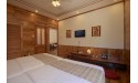 Biệt thự Hướng hồ bơi (Villa with Pool View)