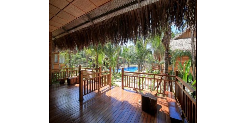 Bungalow Gia đình Hướng Hồ bơi 