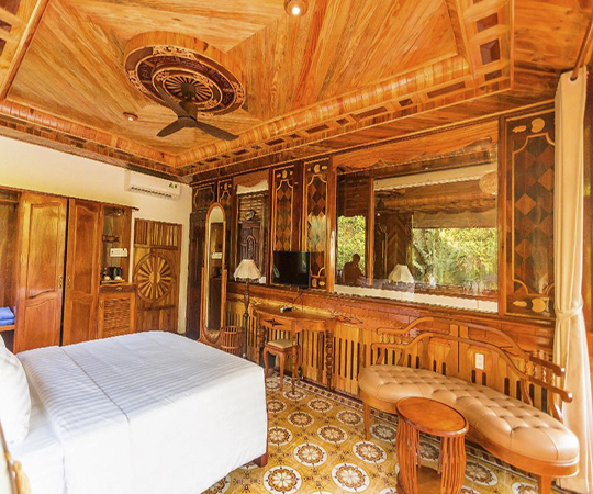 Beach Front King Bed