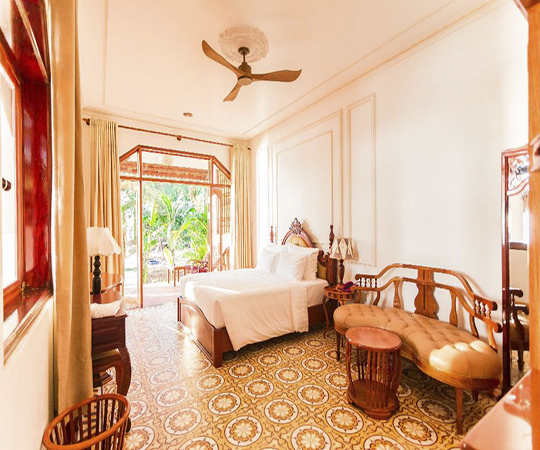 Deluxe 1 góc hướng biển (Deluxe Partial Sea View)