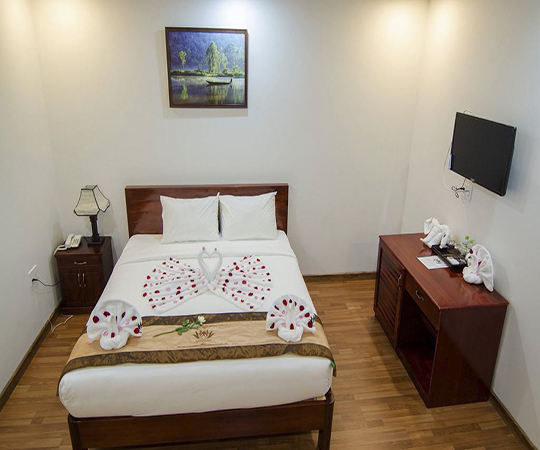 Phòng Tiêu chuẩn hướng vườn giường đôi (Standard Garden View Double Bed)
