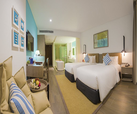 Phòng Club hướng thành phố 2 giường (Club City View Twin Room)